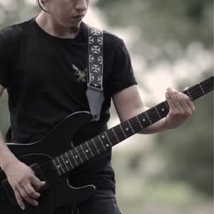 Meet your Posher, Manuel